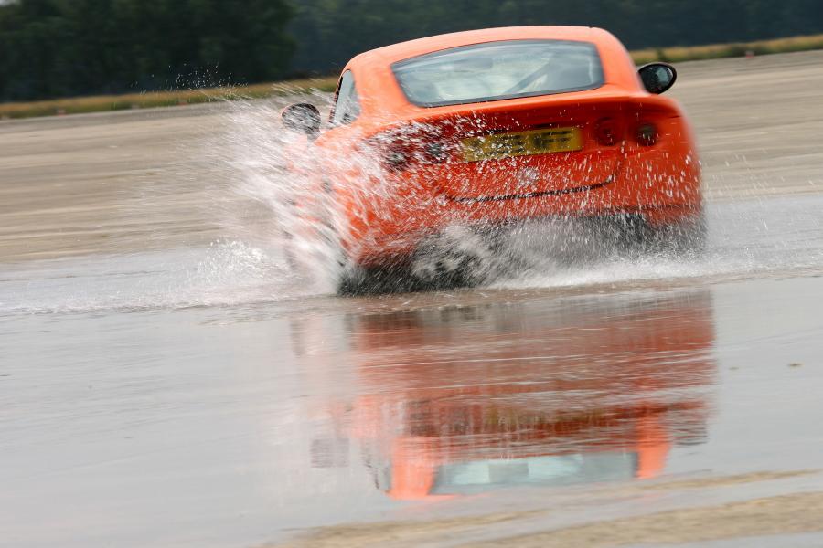  Ginetta G40R 2011 года  (фото 52 из 85)